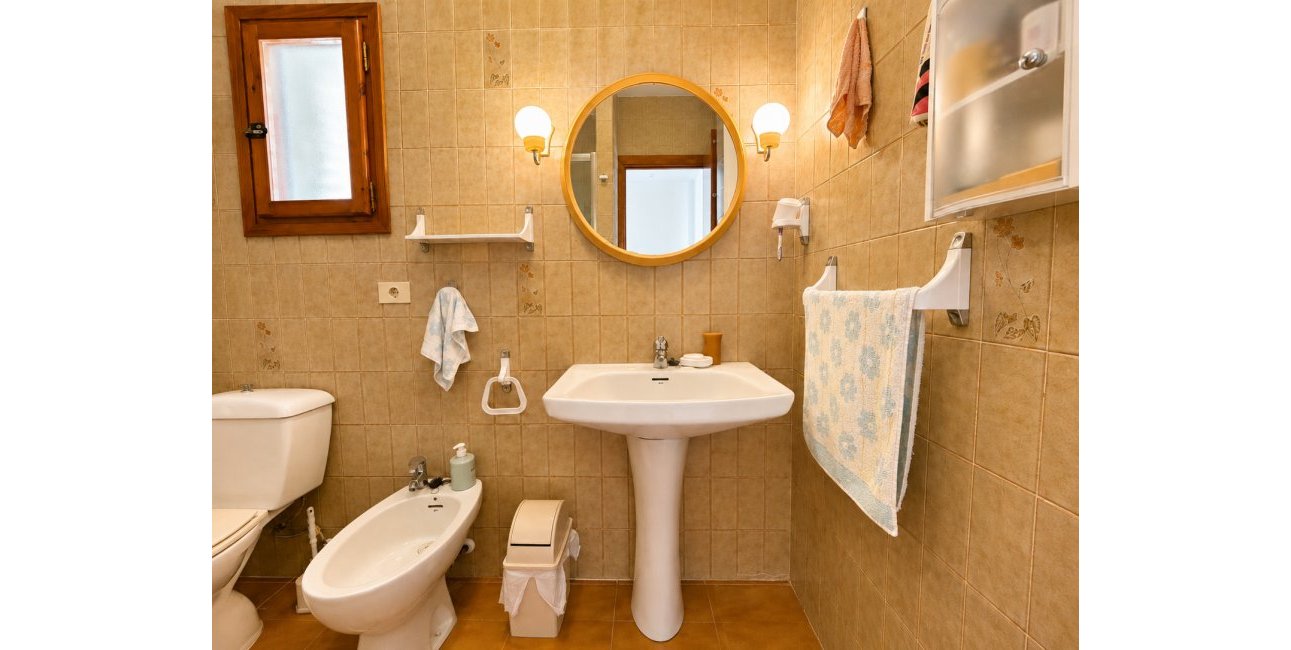 Reventa - Adosado -
Torrevieja - Torrevieja - Centre