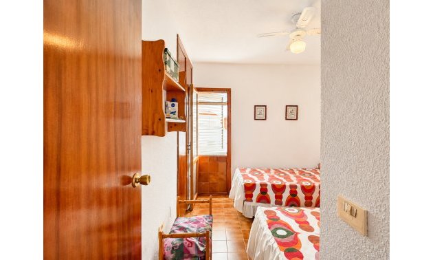 Reventa - Adosado -
Torrevieja - Torrevieja - Centre