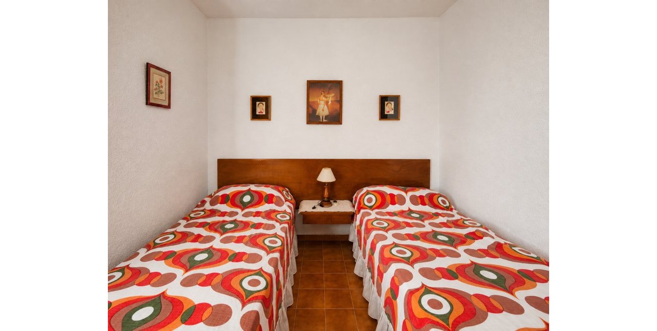 Reventa - Adosado -
Torrevieja - Torrevieja - Centre