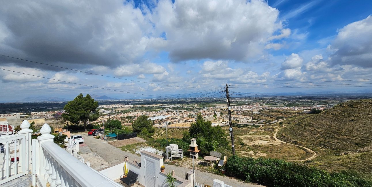Resale - Townhouse -
Ciudad Quesada - Ciudad Quesada - Town