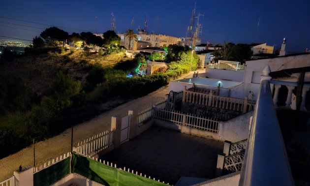 Resale - Townhouse -
Ciudad Quesada - Ciudad Quesada - Town