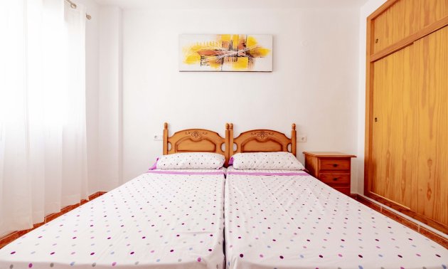 Resale - Apartment / Duplex -
Torrevieja - Playa de los Locos