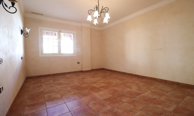 Resale - Villa -
Rojales - Los Palacios
