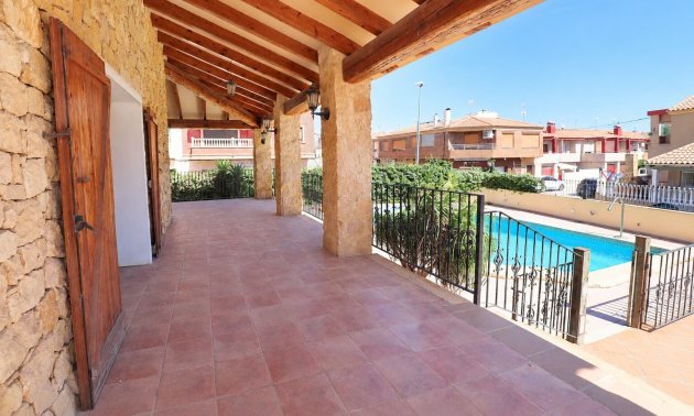 Resale - Villa -
Rojales - Los Palacios