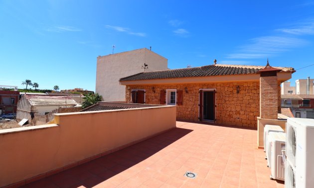 Resale - Villa -
Rojales - Los Palacios
