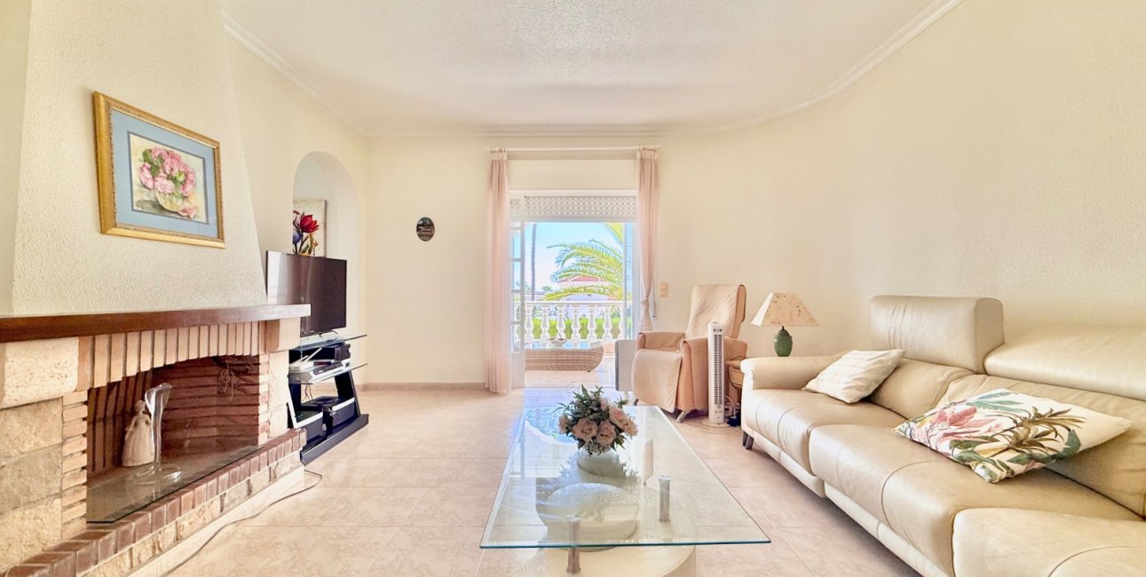 Resale - Villa -
Ciudad Quesada - Ciudad Quesada - Town