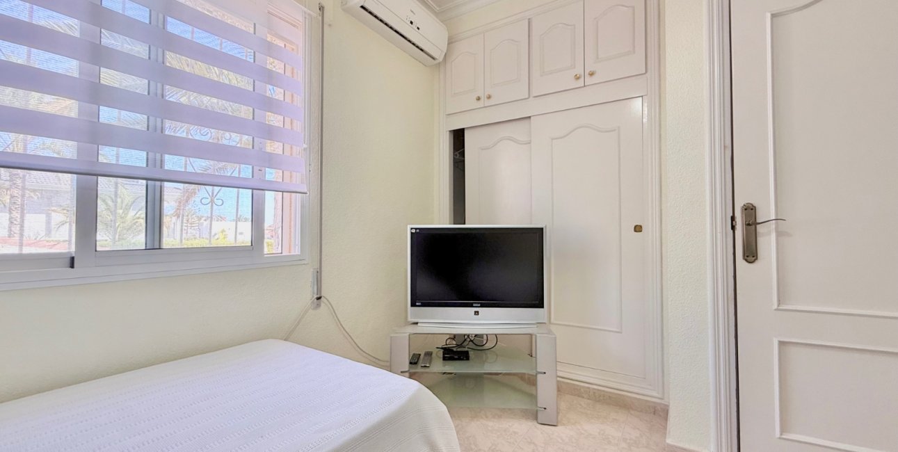 Resale - Villa -
Ciudad Quesada - Ciudad Quesada - Town
