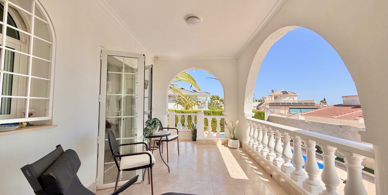 Resale - Villa -
Ciudad Quesada - Ciudad Quesada - Town
