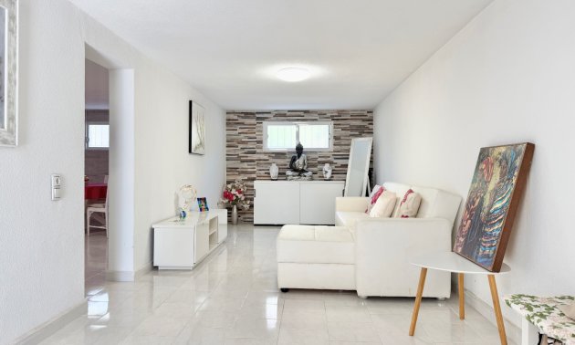 Resale - Villa -
Ciudad Quesada - Ciudad Quesada - Town
