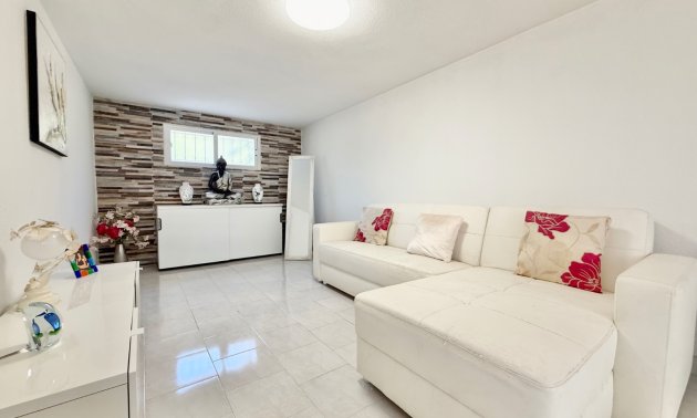 Resale - Villa -
Ciudad Quesada - Ciudad Quesada - Town