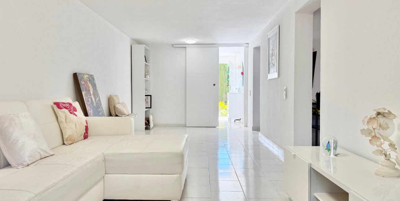 Resale - Villa -
Ciudad Quesada - Ciudad Quesada - Town