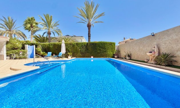Resale - Villa -
Ciudad Quesada - Ciudad Quesada - Town