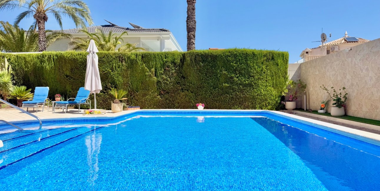 Resale - Villa -
Ciudad Quesada - Ciudad Quesada - Town