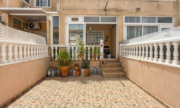 Resale - Townhouse -
Torrevieja - Torrevieja - Centre