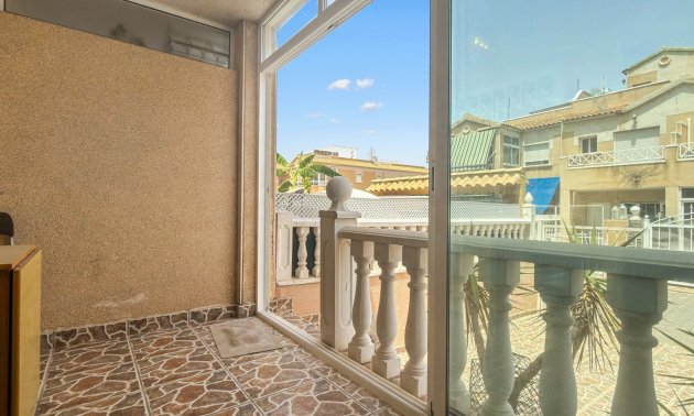 Resale - Townhouse -
Torrevieja - Torrevieja - Centre