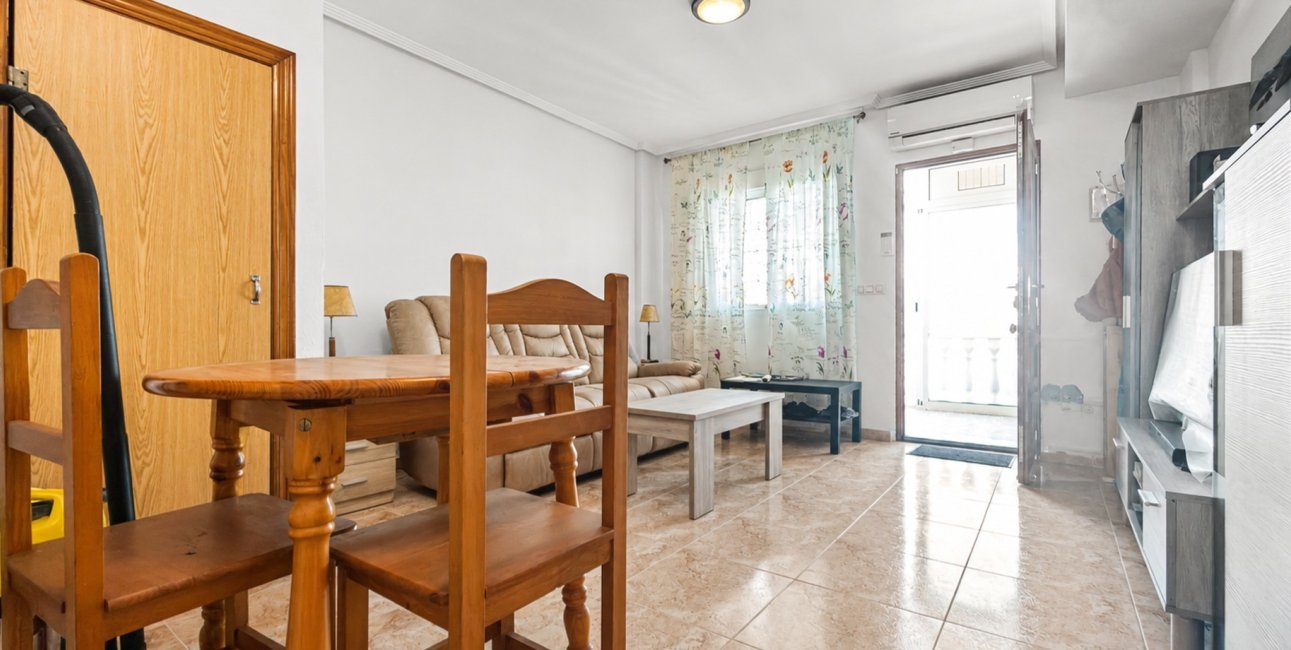 Resale - Townhouse -
Torrevieja - Torrevieja - Centre