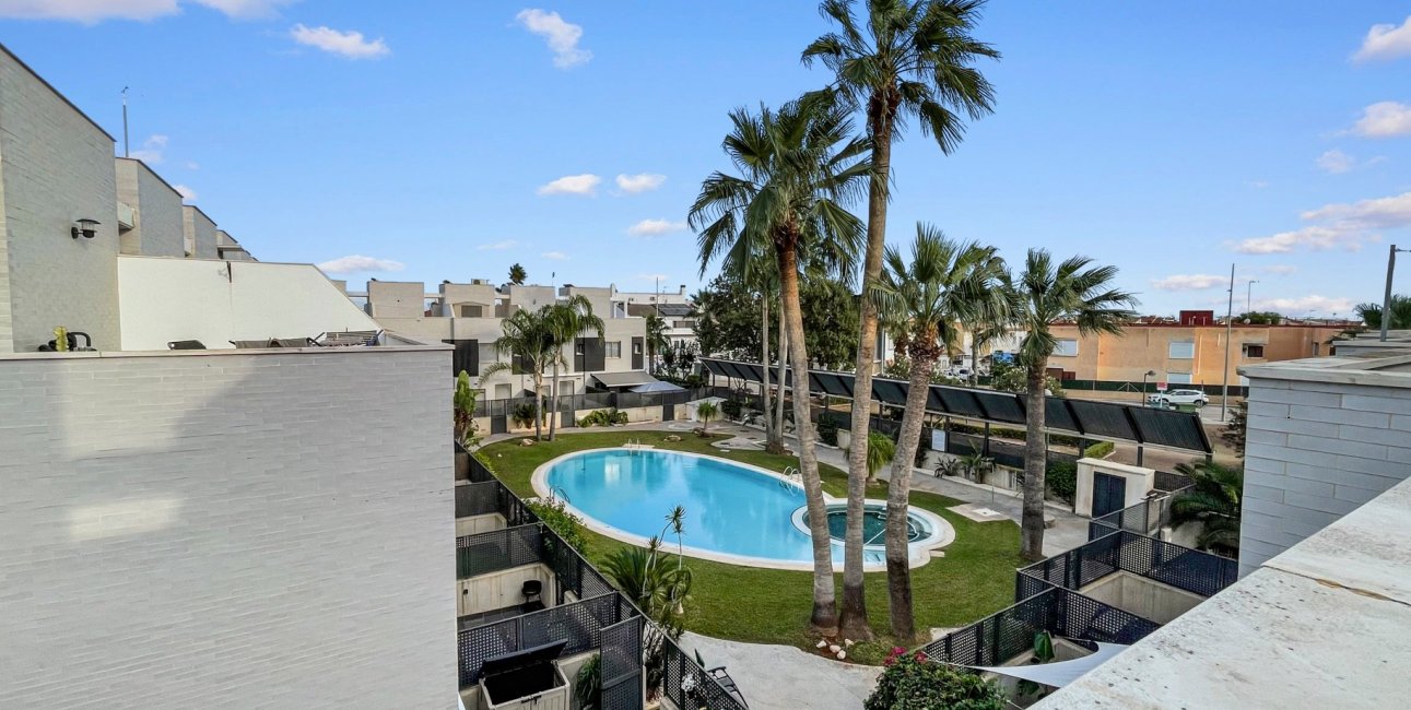 Resale - Townhouse -
Pilar de La Horadada - El Mojón