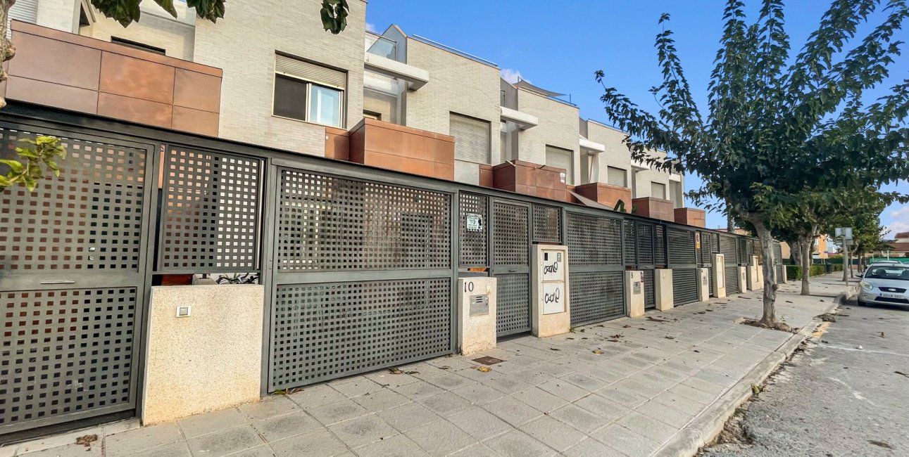 Resale - Townhouse -
Pilar de La Horadada - El Mojón