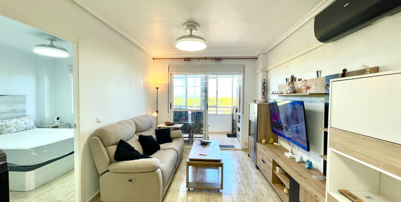 Resale - Apartment / flat -
Torrevieja - San Luis