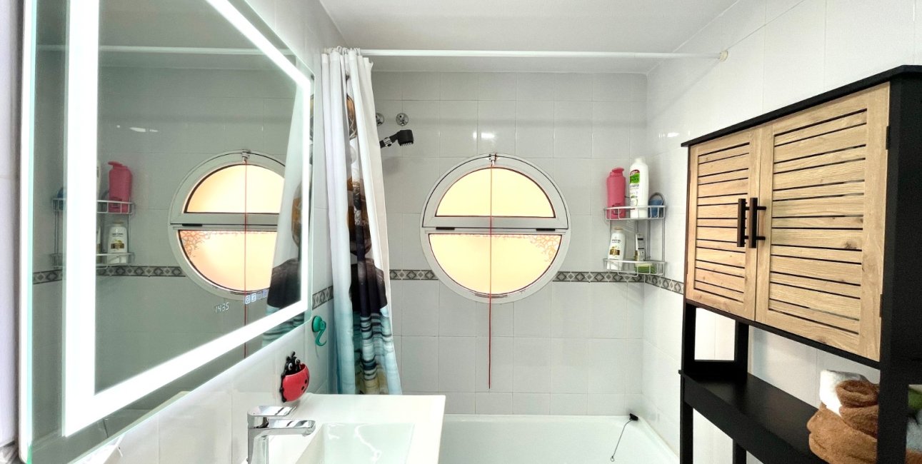 Resale - Apartment / flat -
Torrevieja - San Luis