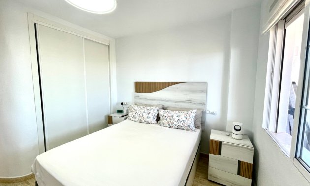 Resale - Apartment / flat -
Torrevieja - San Luis