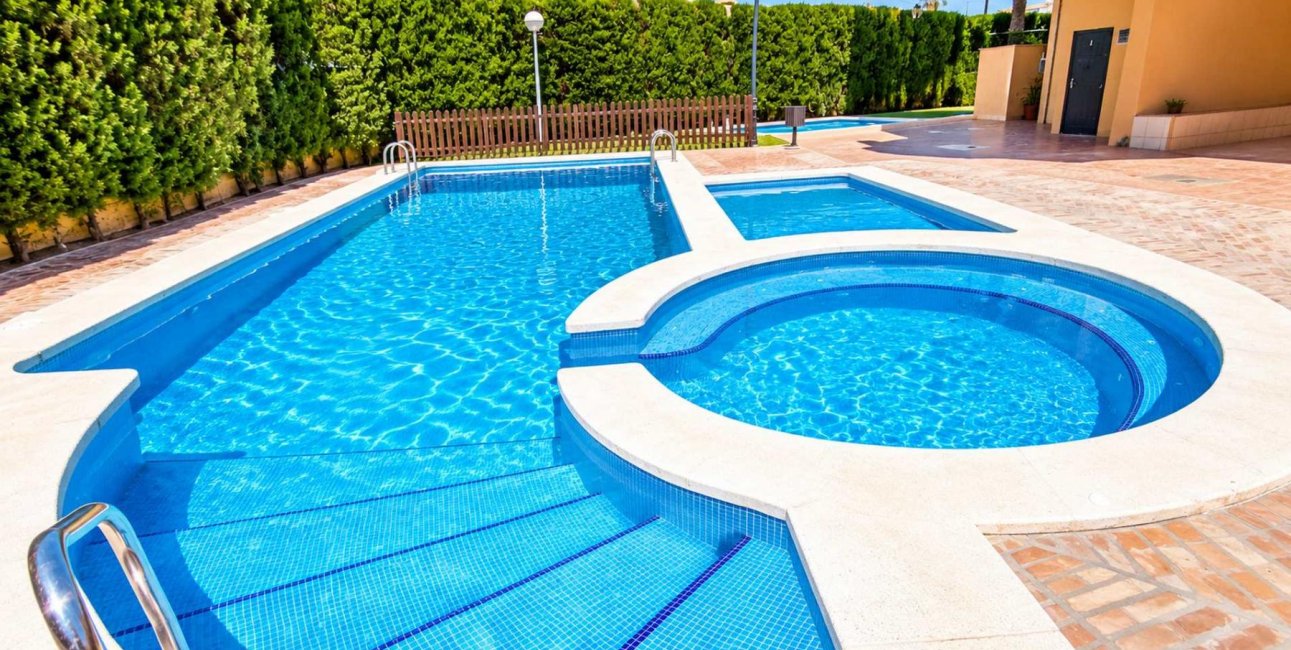 Reventa - Apartamento / piso -
Torrevieja - Playa de los Locos