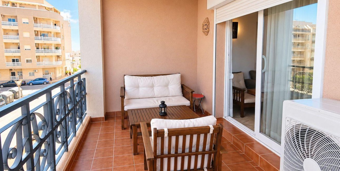 Reventa - Apartamento / piso -
Torrevieja - Playa de los Locos