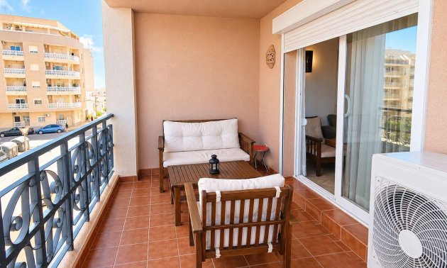 Reventa - Apartamento / piso -
Torrevieja - Playa de los Locos