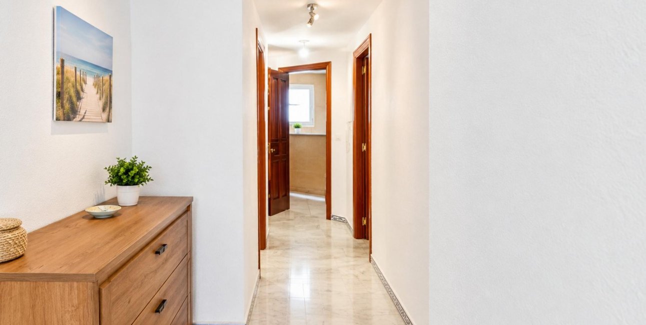 Reventa - Apartamento / piso -
Torrevieja - Playa de los Locos