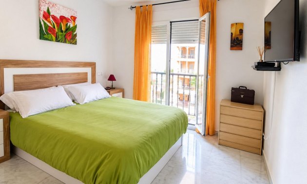 Reventa - Apartamento / piso -
Torrevieja - Playa de los Locos