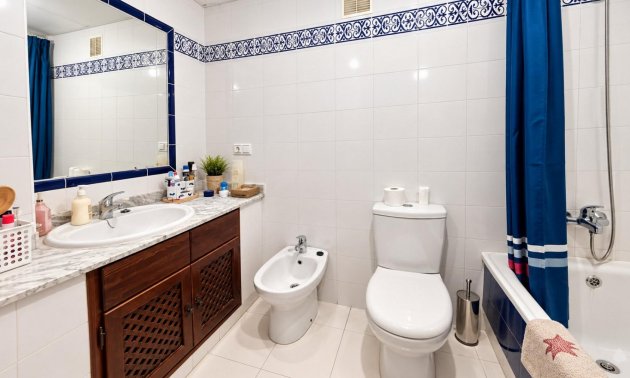 Reventa - Apartamento / piso -
Torrevieja - Playa de los Locos