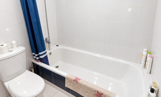 Reventa - Apartamento / piso -
Torrevieja - Playa de los Locos