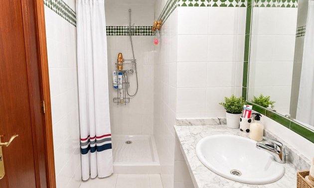 Reventa - Apartamento / piso -
Torrevieja - Playa de los Locos