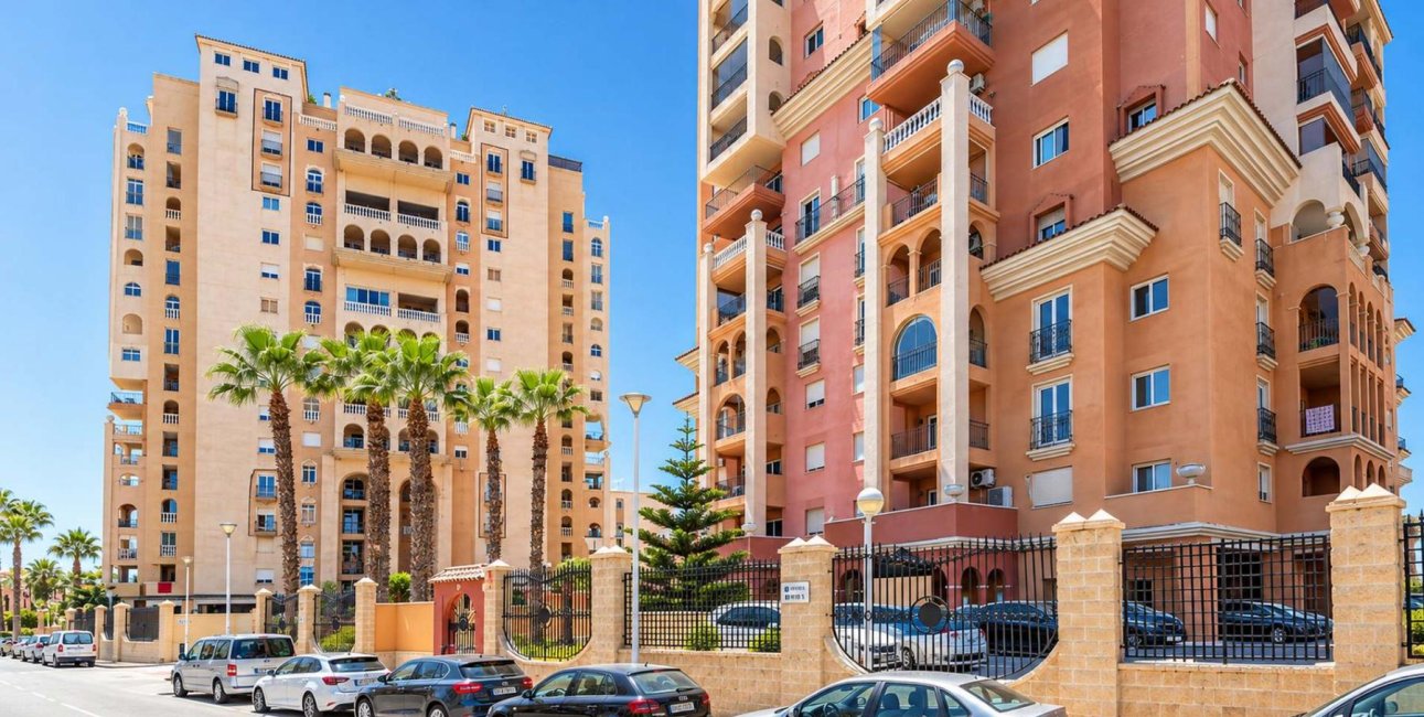 Reventa - Apartamento / piso -
Torrevieja - Playa de los Locos