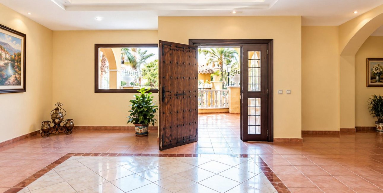 Reventa - Apartamento / piso -
Torrevieja - Playa de los Locos