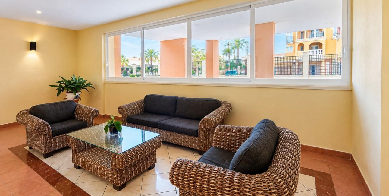 Reventa - Apartamento / piso -
Torrevieja - Playa de los Locos