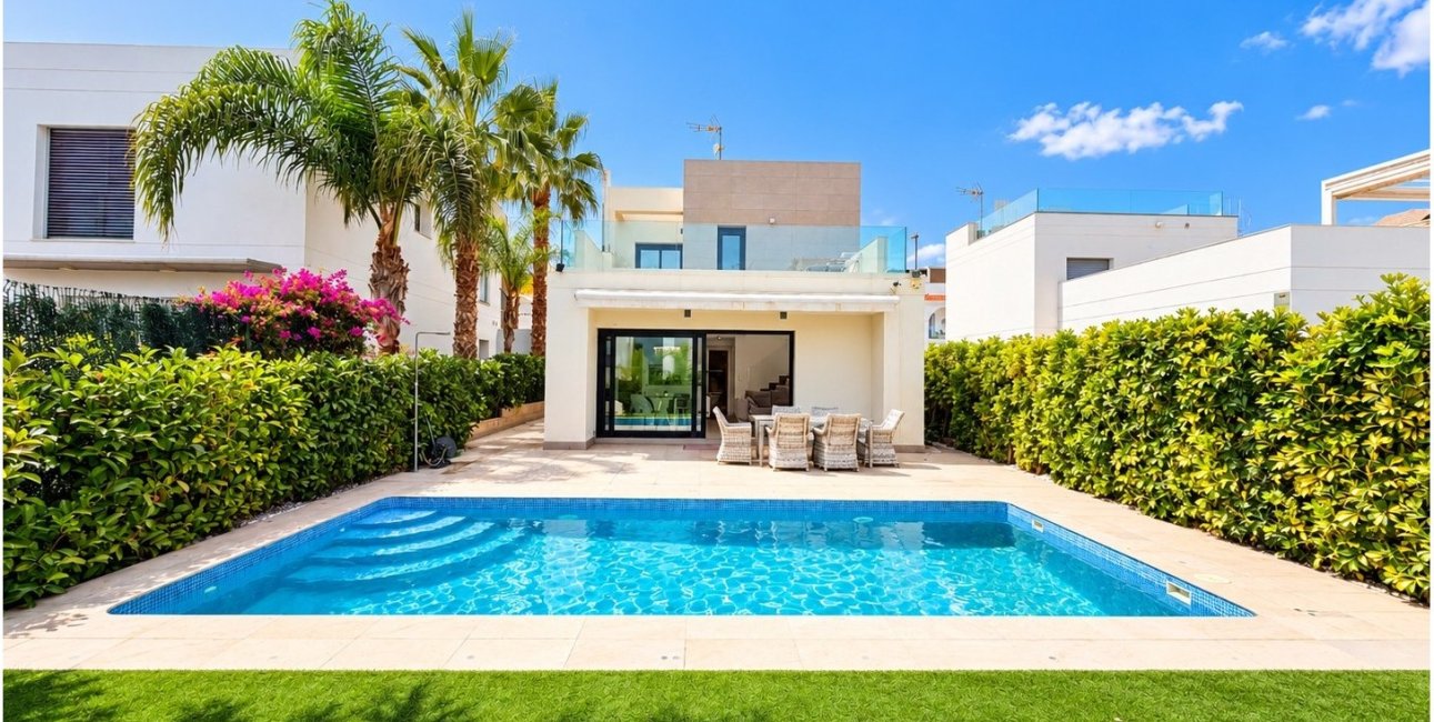 Resale - Villa -
Ciudad Quesada - Doña Pepa