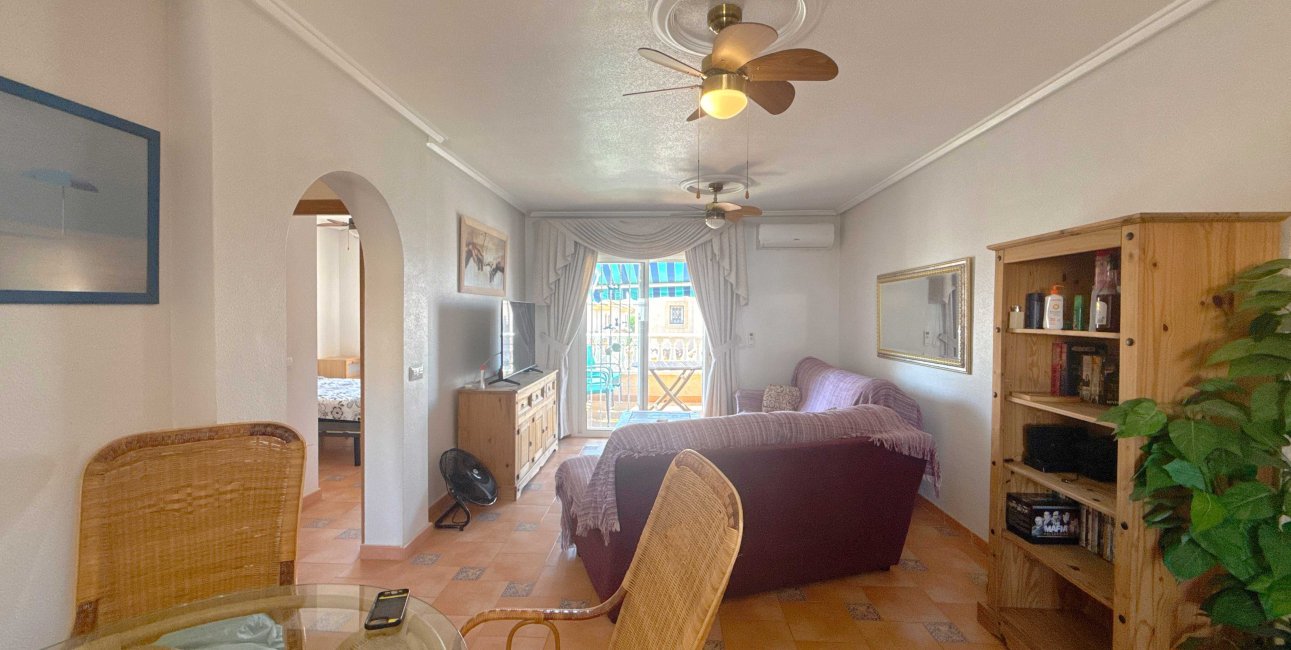 Resale - Apartment / flat -
Orihuela Costa - Playa Flamenca