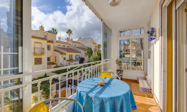 Rynek wtórny - Bungalow -
Orihuela Costa - Villamartín