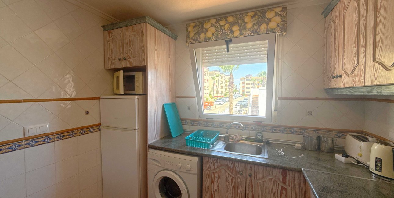 Resale - Apartment / flat -
Orihuela Costa - Playa Flamenca