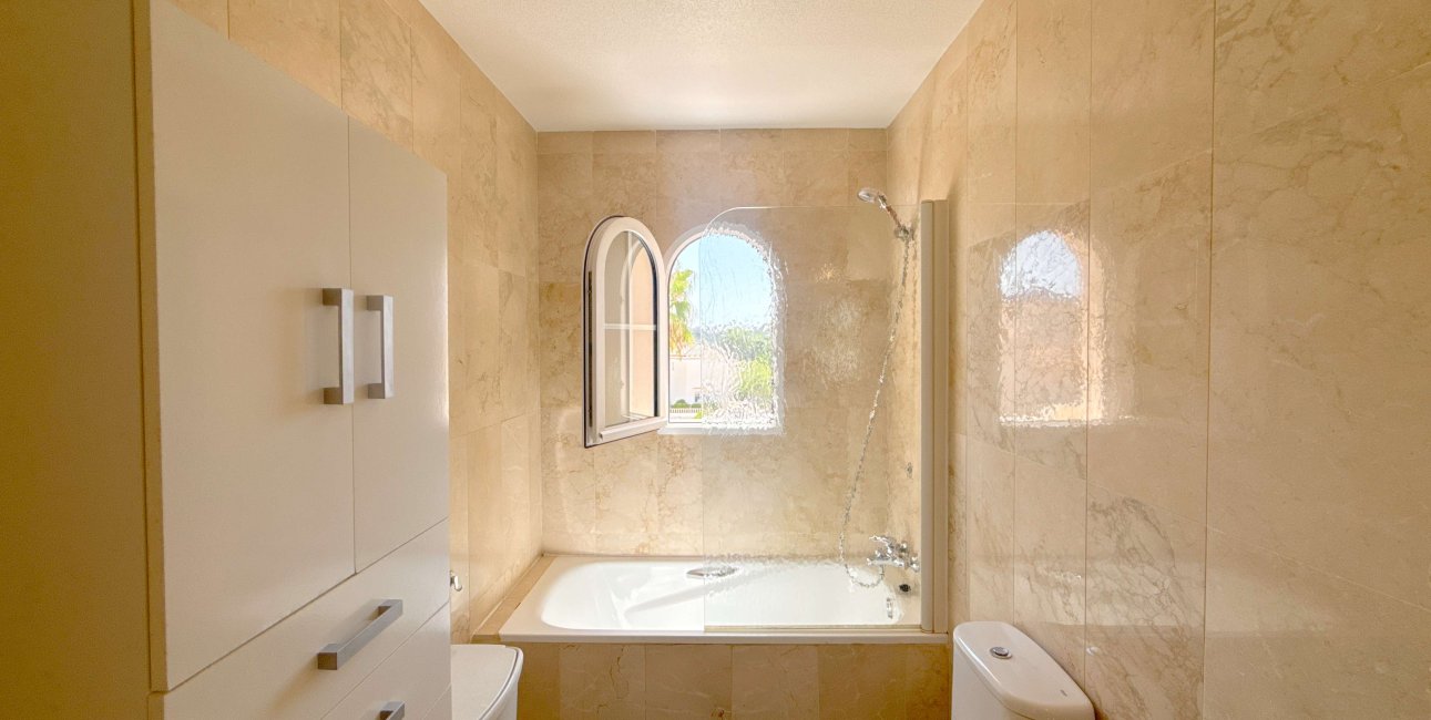 Resale - Townhouse -
Orihuela Costa - Las Ramblas