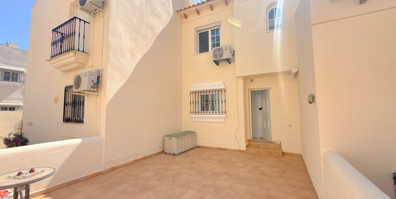 Resale - Townhouse -
Orihuela Costa - Las Ramblas