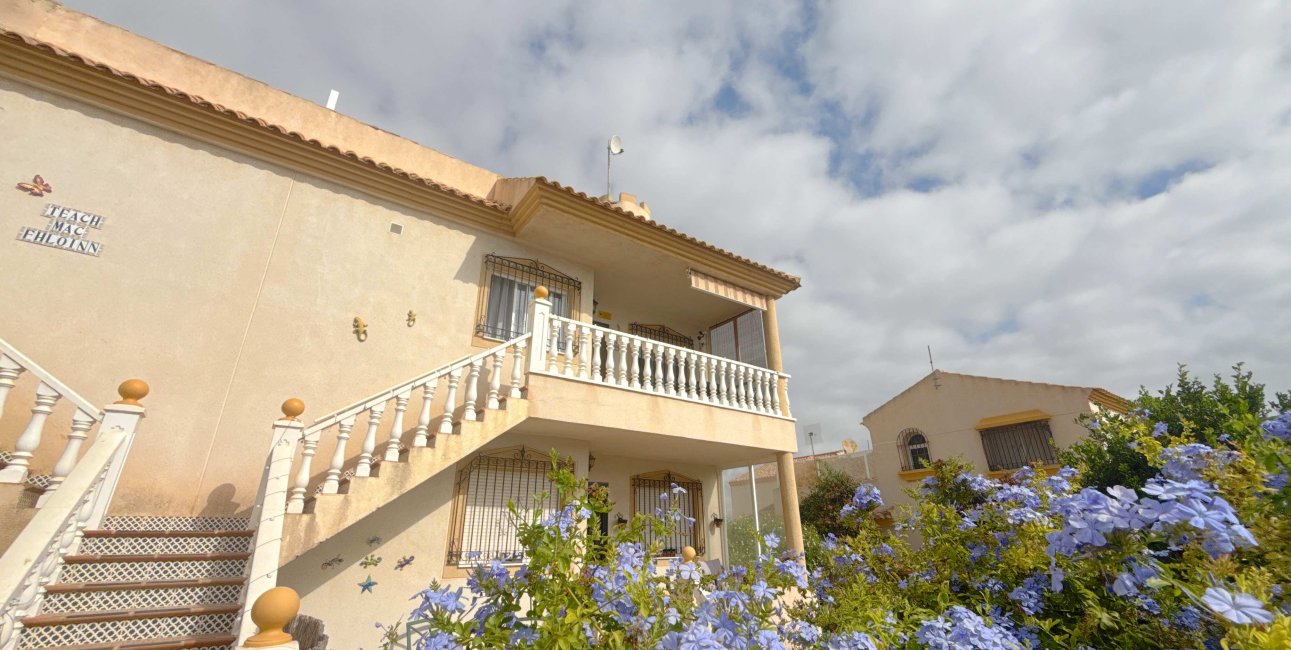 Resale - Apartment / flat -
Orihuela Costa - La Regia
