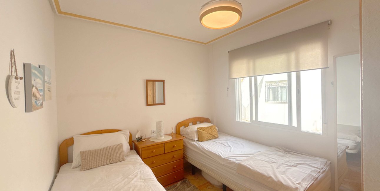 Resale - Apartment / flat -
Orihuela Costa - La Regia