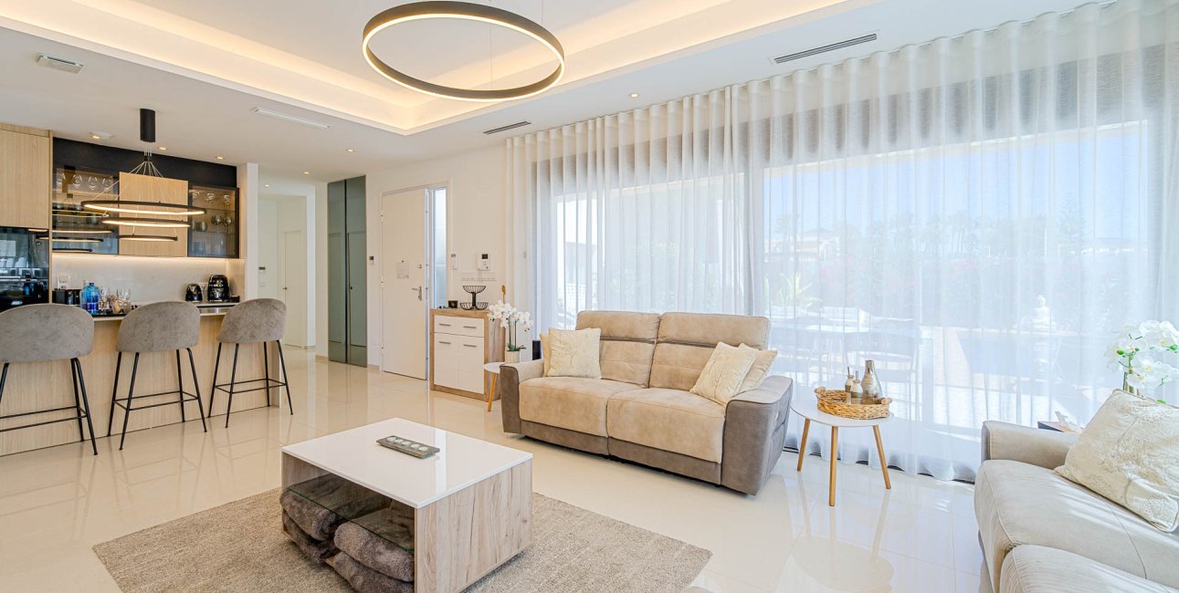 Reventa - Villa -
Ciudad Quesada - Doña Pepa