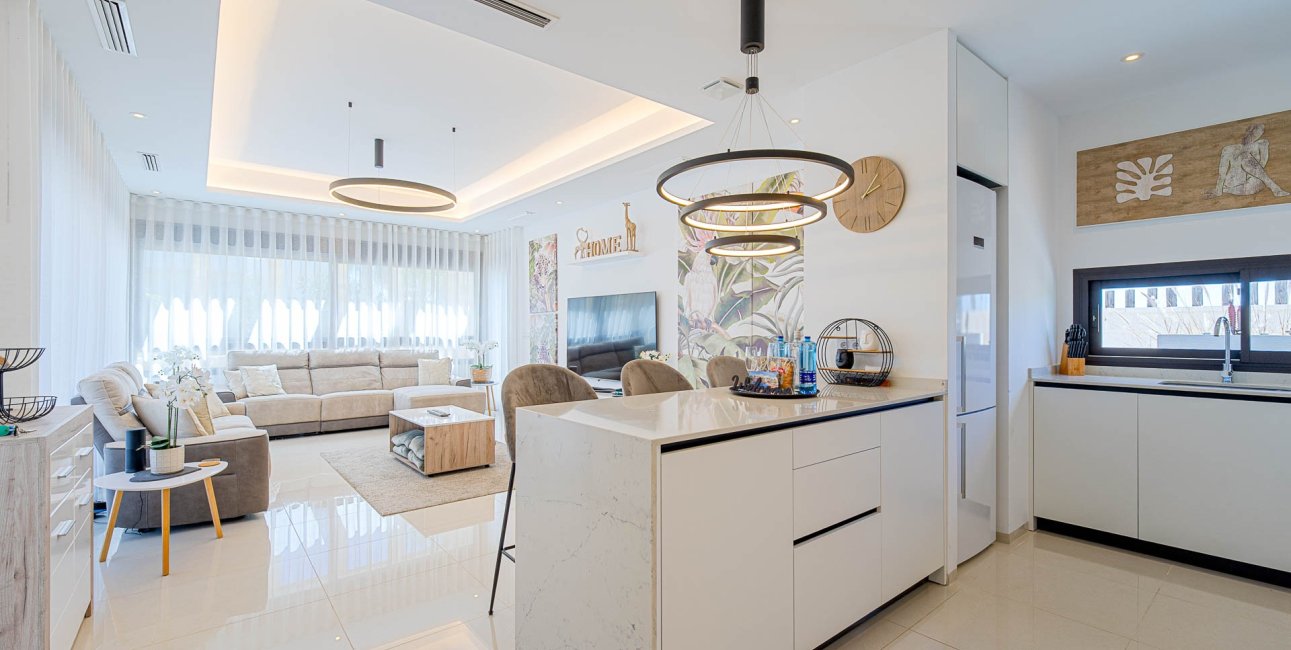 Reventa - Villa -
Ciudad Quesada - Doña Pepa