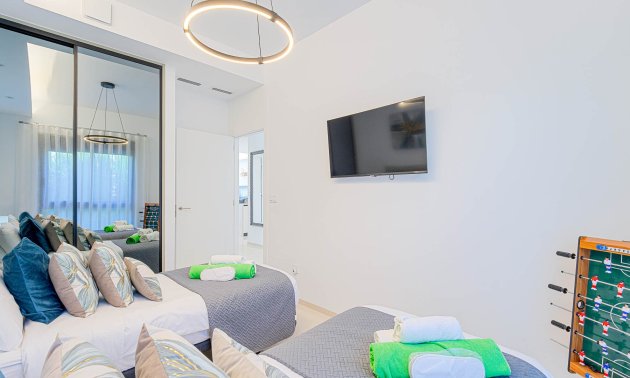 Reventa - Villa -
Ciudad Quesada - Doña Pepa