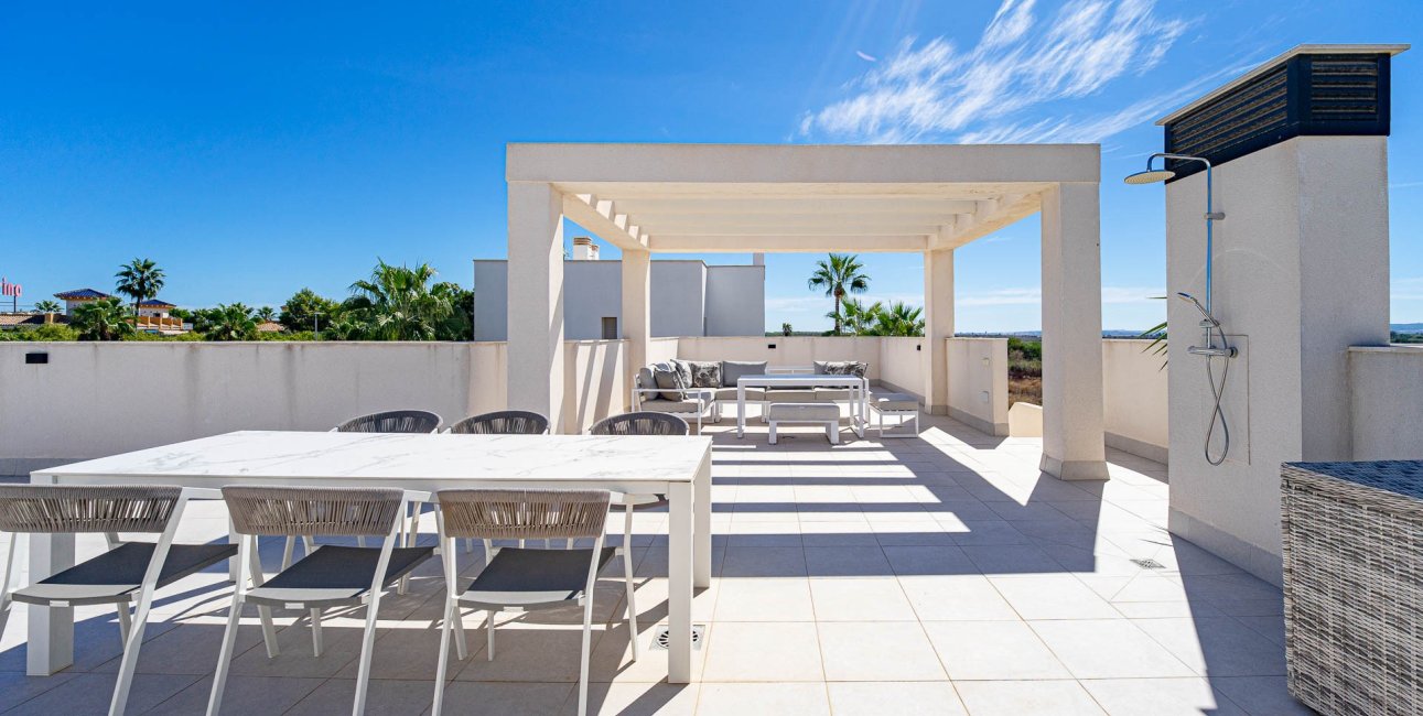 Reventa - Villa -
Ciudad Quesada - Doña Pepa