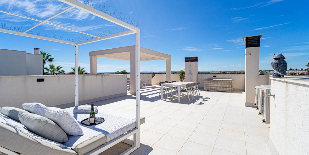 Reventa - Villa -
Ciudad Quesada - Doña Pepa