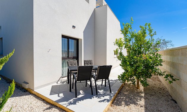Reventa - Villa -
Ciudad Quesada - Doña Pepa